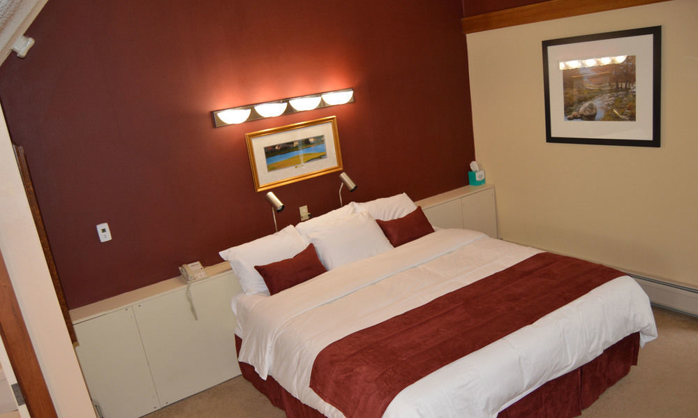 The Inn At Crumpin-Fox Bernardston Esterno foto