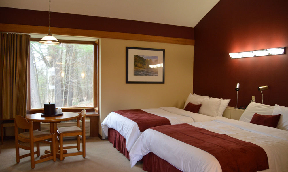 The Inn At Crumpin-Fox Bernardston Esterno foto